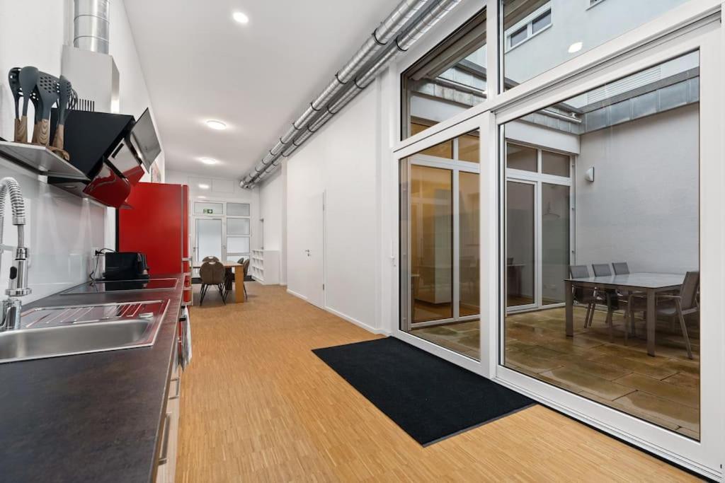 Modernes Loft - Hochwertig, Zentral & Seenaehe ฟรีดริชส์ฮาเฟน ภายนอก รูปภาพ