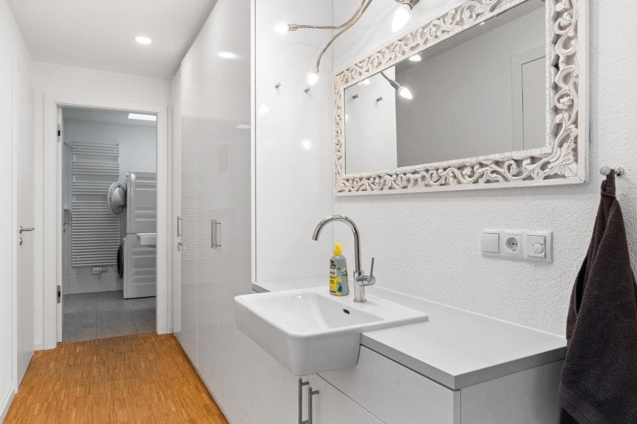 Modernes Loft - Hochwertig, Zentral & Seenaehe ฟรีดริชส์ฮาเฟน ภายนอก รูปภาพ